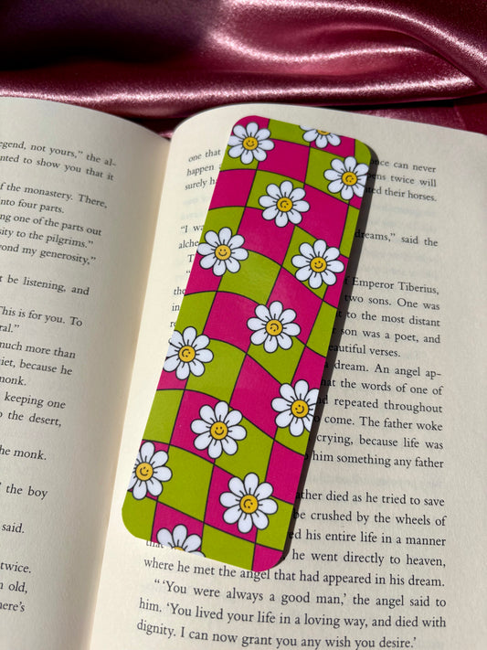 Checkered daisy bookmark