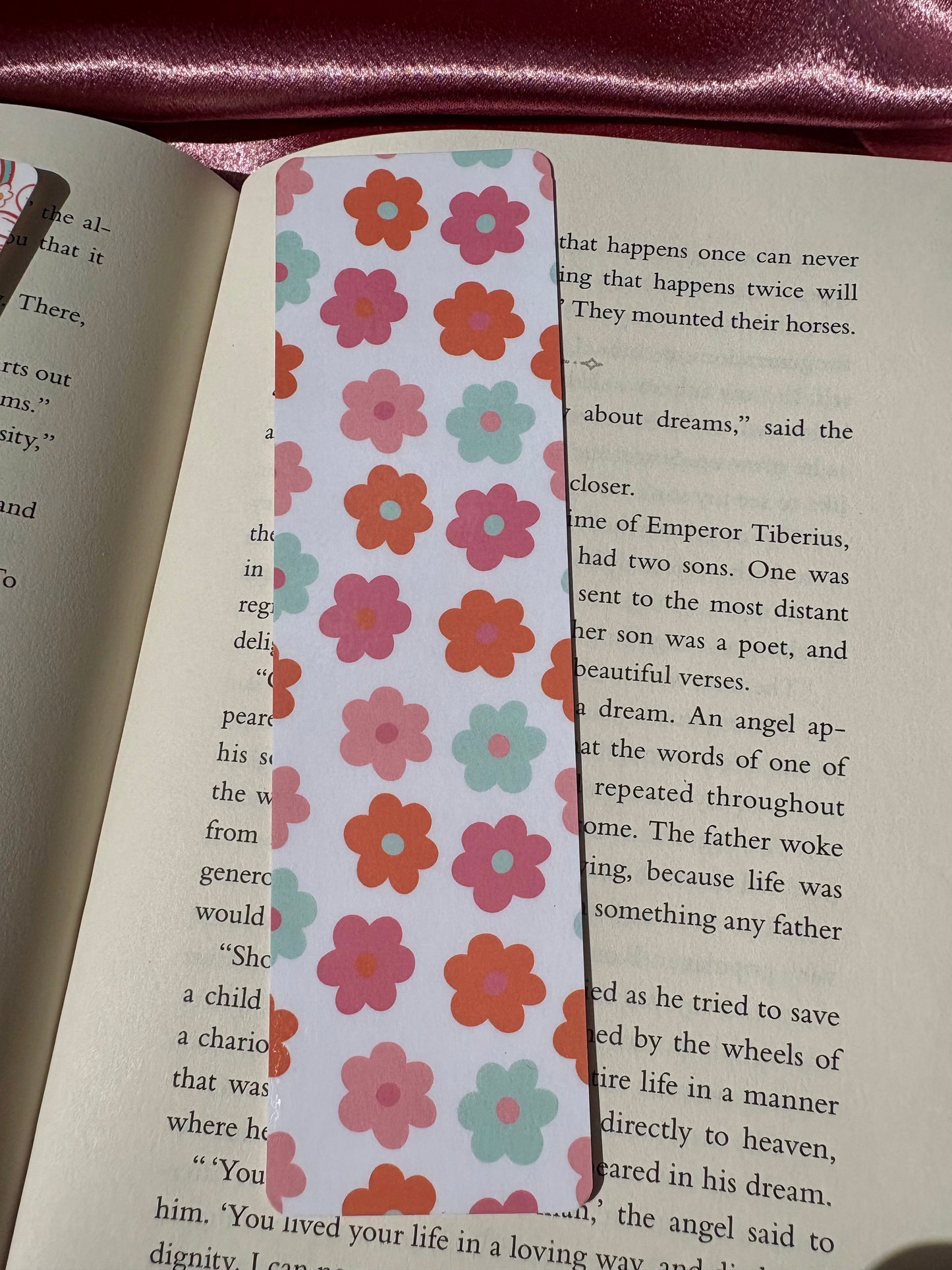 Groovy Daisy bookmark