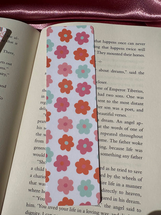 Groovy Daisy bookmark
